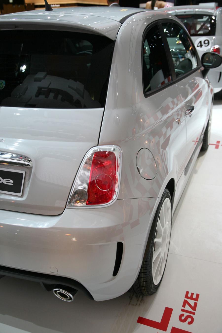  Fiat 500 Abarth SS 2009 года  (фото 5 из 25)